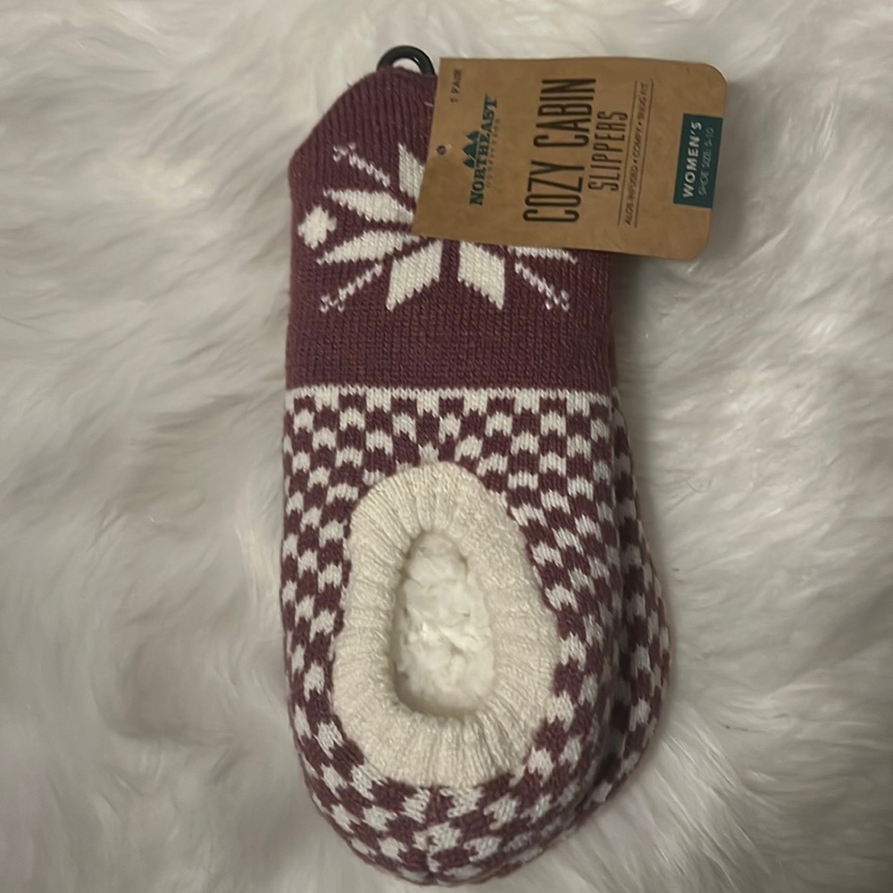 Slippers with Grippers on bottom. Cozy Cabin Norteast Outfitters..Shoe size 5-10